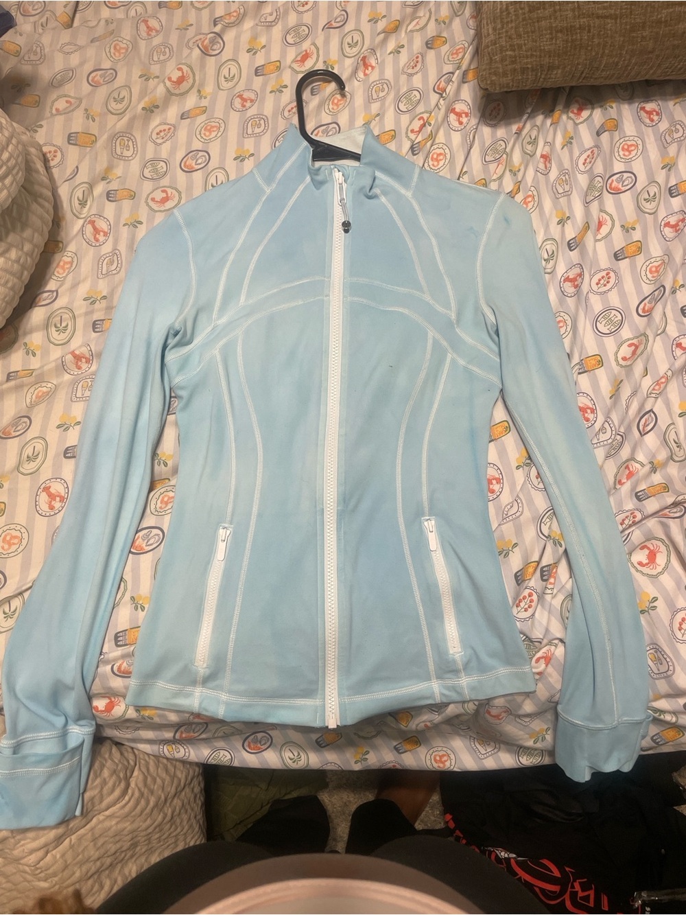 Hand dyed lululemon Lightblue define jacket